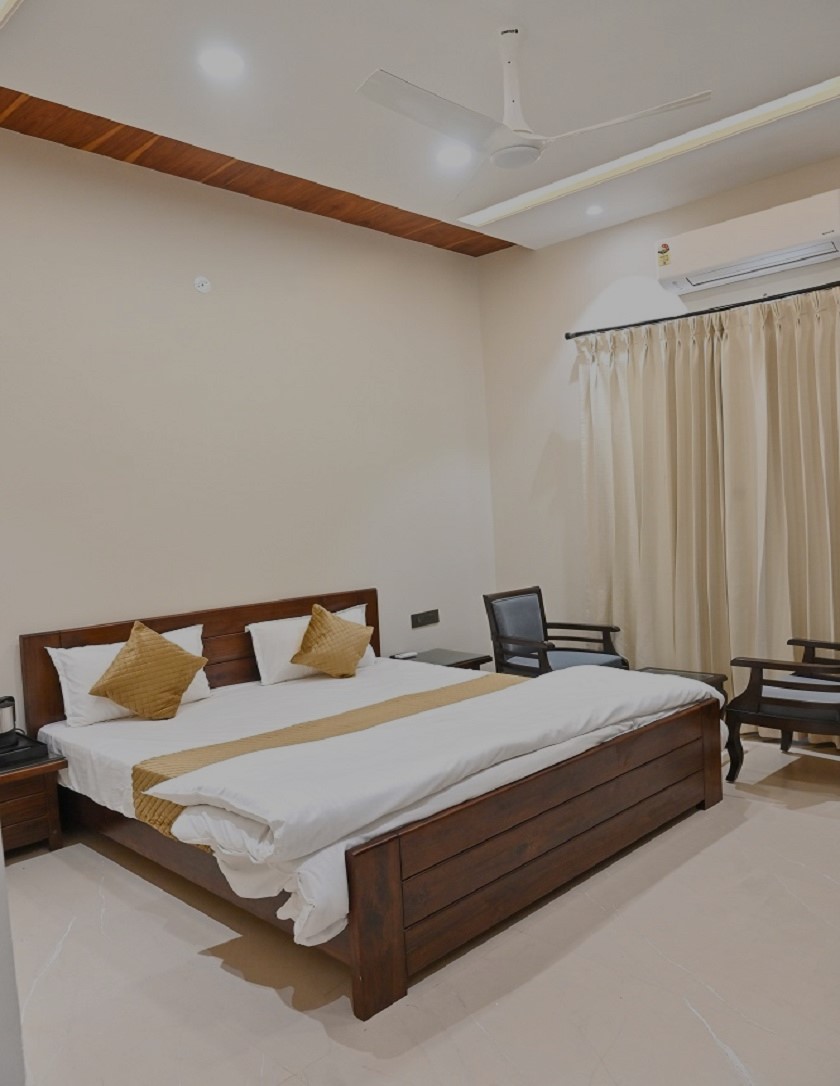 luxury villa hotel in Amritsar